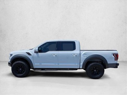 Used 2019 Ford F150 Raptor w/ Equipment Group 802A Luxury AWD/4WD image 9