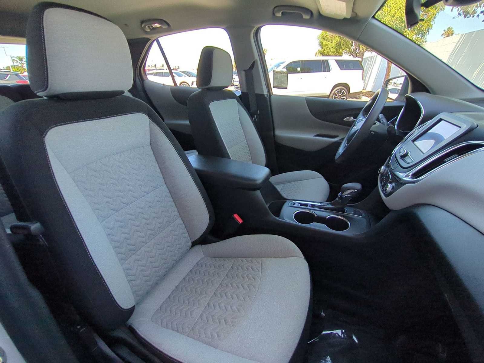 Used 2022 Chevrolet Equinox LS w/ LPO, Cargo Package AWD/4WD image 25