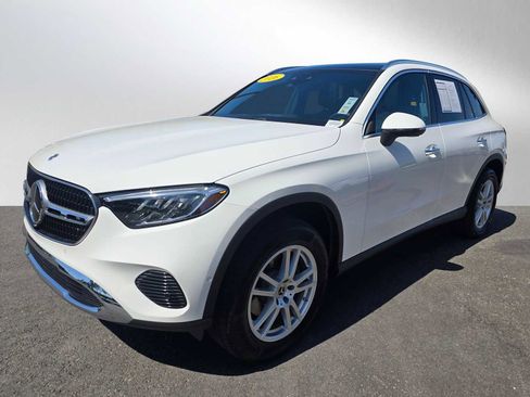 Used 2026 Mercedes-Benz GLC 300 image 7