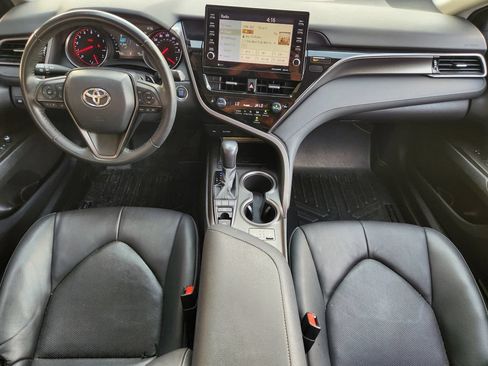 Used 2021 Toyota Camry XSE FWD image 27