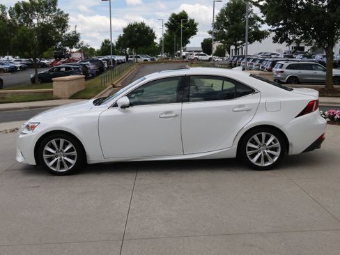 Used 2015 Lexus IS 250 RWD image 6