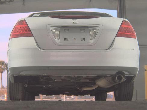 Used 2006 Honda Accord EX image 4