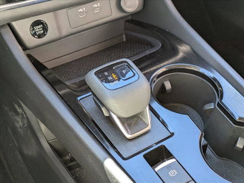 Used 2025 Nissan Rogue S image 16