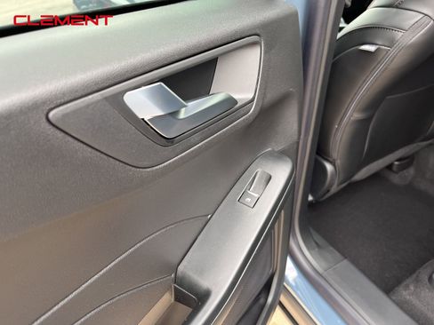 New 2025 Ford Escape ST-Line w/ Tech Pack #1 image 39