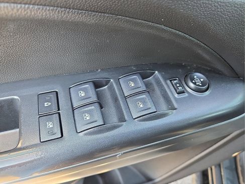 Used 2018 Chevrolet Colorado ZR2 image 14