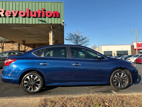 Used 2018 Nissan Sentra SR image 8