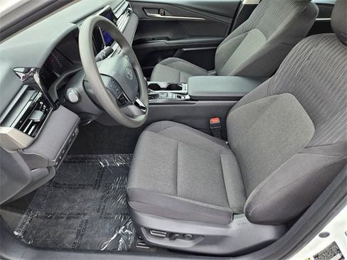 Certified 2025 Toyota Camry LE image 9