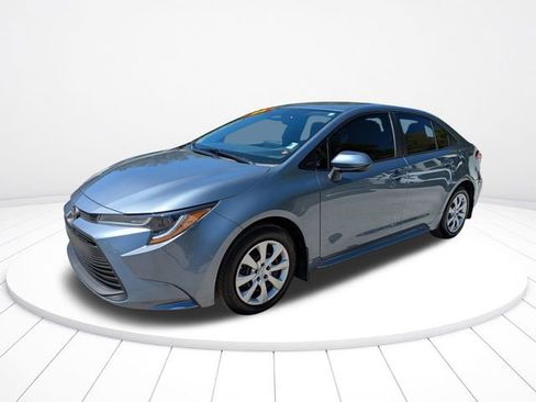 Used 2024 Toyota Corolla LE image 8