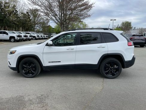 Used 2020 Jeep Cherokee Latitude Plus image 4