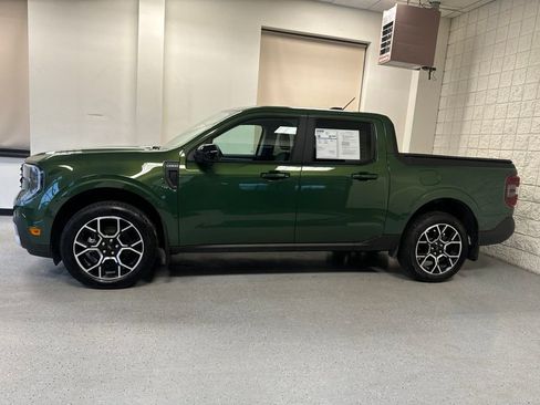 Used 2025 Ford Maverick Lariat w/ 4K Tow Package AWD/4WD image 42