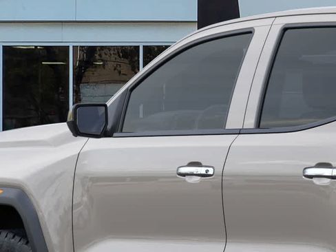 New 2026 GMC Canyon Denali AWD/4WD image 12