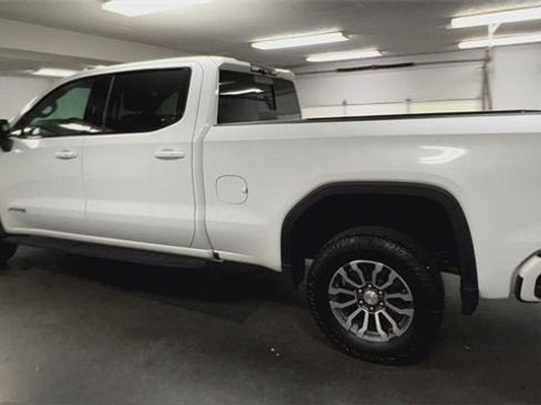 Certified 2022 GMC Sierra 1500 AT4 w/ AT4 Premium Package image 6