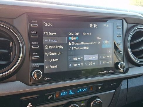Used 2021 Toyota Tacoma TRD Sport w/ TRD Premium Sport Package AWD/4WD image 17
