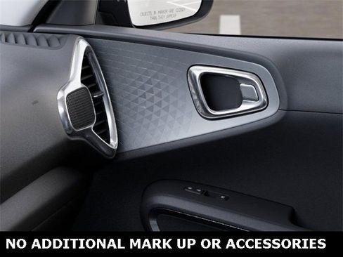 New 2025 Kia Soul LX w/ LX Technology Package image 25