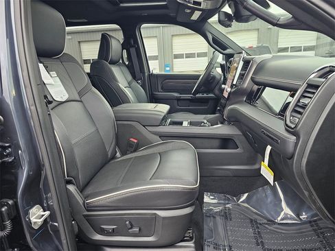 New 2026 RAM 2500 Limited image 14