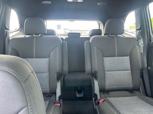 Used 2026 GMC Acadia Elevation w/ Black Edition FWD image 6