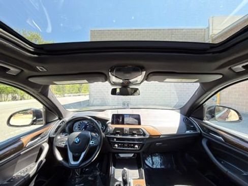 Used 2018 BMW X3 xDrive30i AWD/4WD image 25