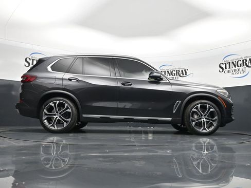 Used 2022 BMW X5 sDrive40i w/ Premium Package image 24