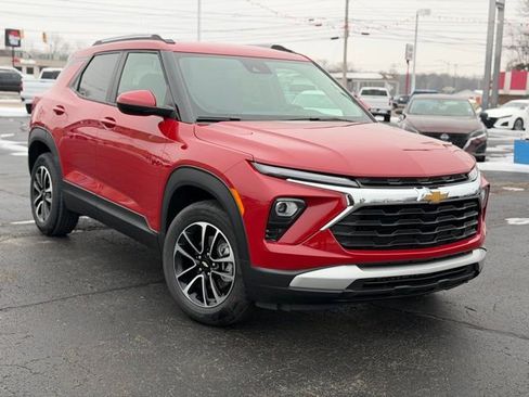 New 2026 Chevrolet TrailBlazer LT w/ Convenience Package FWD image 2