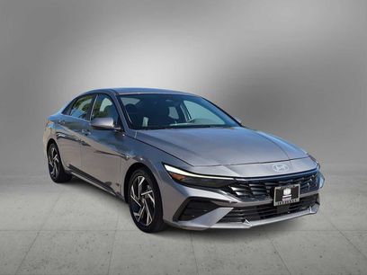 Certified 2025 Hyundai Elantra SEL