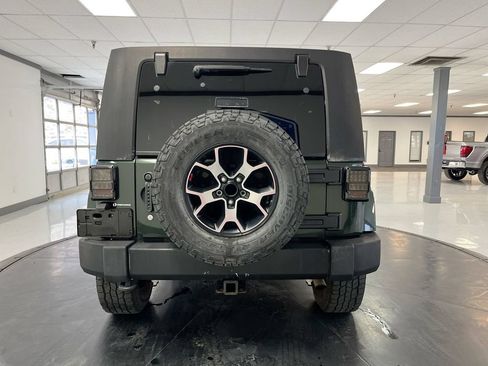 Used 2010 Jeep Wrangler Unlimited Sahara w/ Trailer Tow Group AWD/4WD image 7