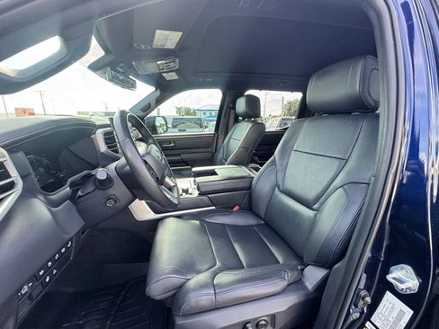 Used 2022 Toyota Tundra Platinum AWD/4WD image 6