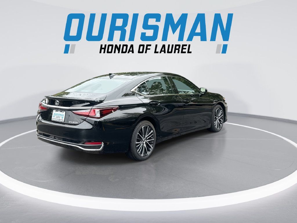 Used 2025 Lexus ES 300h w/ Premium Package FWD image 8