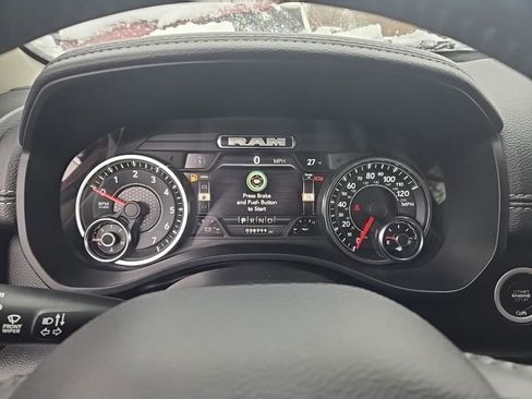 Used 2022 RAM 1500 Laramie image 12