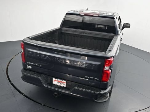 Used 2021 Chevrolet Silverado 1500 Custom AWD/4WD image 26