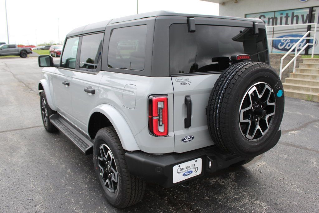 New 2026 Ford Bronco Outer Banks AWD/4WD image 3