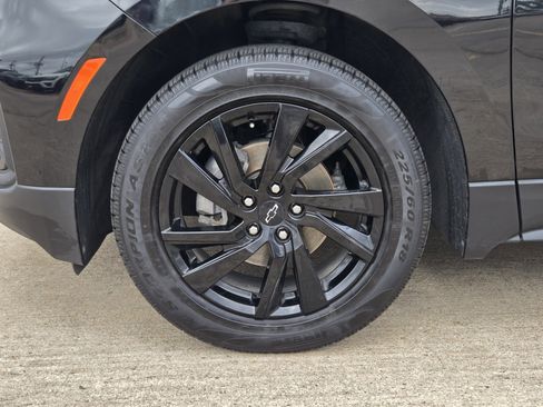 Used 2024 Chevrolet Equinox LS w/ Midnight Edition image 7