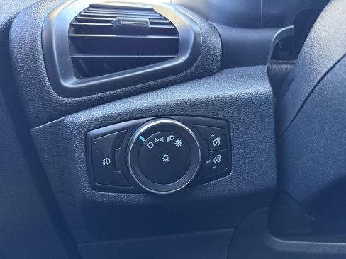 Used 2018 Ford EcoSport Titanium image 25