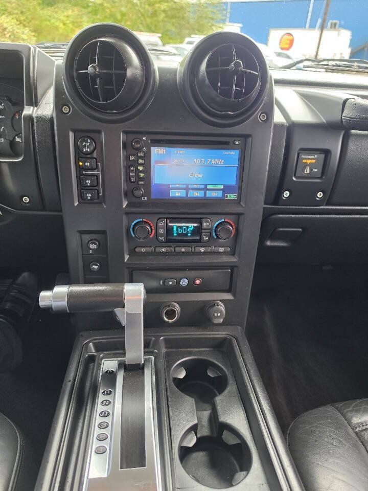 Used 2005 HUMMER H2 w/ Preferred Equipment Group AWD/4WD image 20