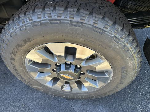 New 2026 Chevrolet Silverado 2500 Custom w/ Custom Value Package AWD/4WD image 9