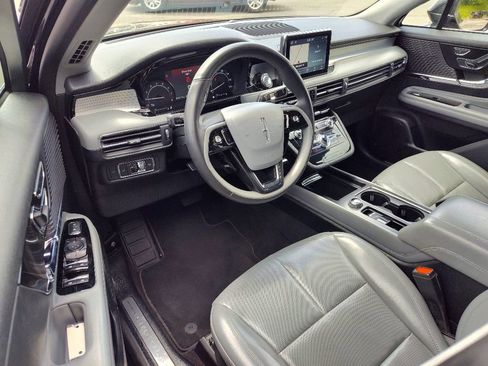 Used 2022 Lincoln Corsair AWD w/ Equipment Group 101A image 13