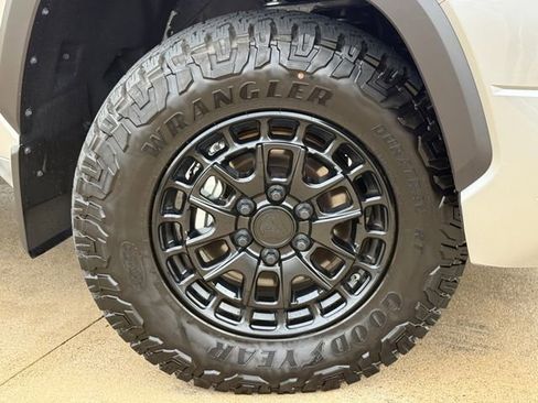 Used 2026 Toyota Tundra SR5 image 2