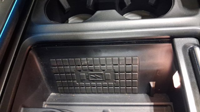 Used 2025 Ford Expedition Platinum w/ Driver's Package AWD/4WD image 36