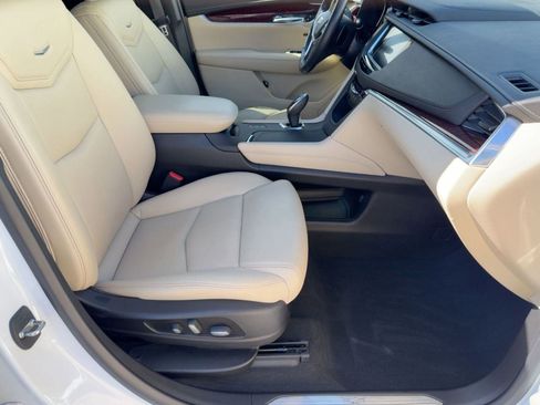 Used 2019 Cadillac XT5 Premium Luxury image 30
