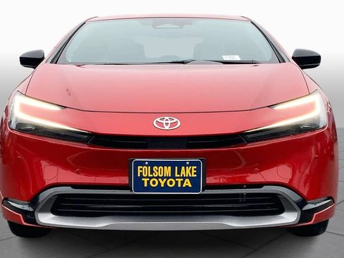 New 2026 Toyota Prius XLE image 3