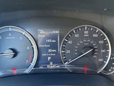 Used 2020 Lexus RX 350L FWD w/ Premium Package image 13