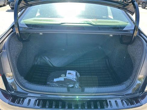 Used 2025 Volkswagen Jetta Sport image 49