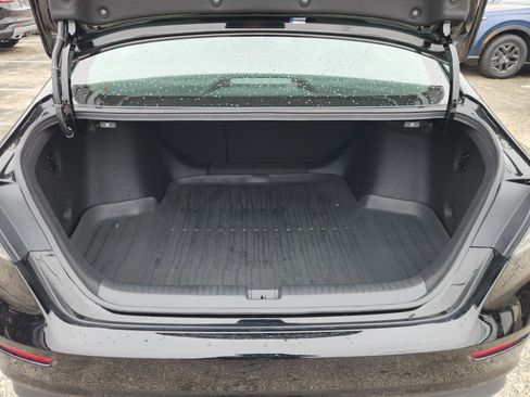 Certified 2025 Honda Accord SE image 19