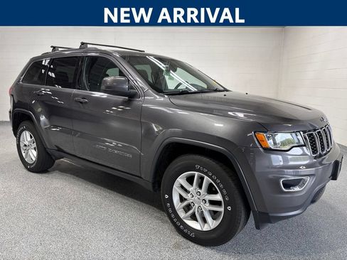 Used 2017 Jeep Grand Cherokee Laredo w/ Quick Order Package 23E AWD/4WD image 1