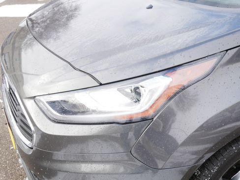 Used 2023 Ford Transit Connect Titanium w/ Trailer Tow Package image 16