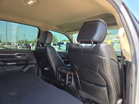 Used 2021 RAM 1500 Laramie AWD/4WD image 12
