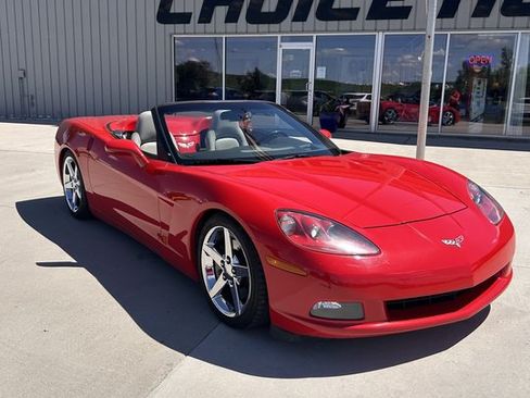 Used 2007 Chevrolet Corvette Convertible w/ Preferred Equipment Group RWD image 10