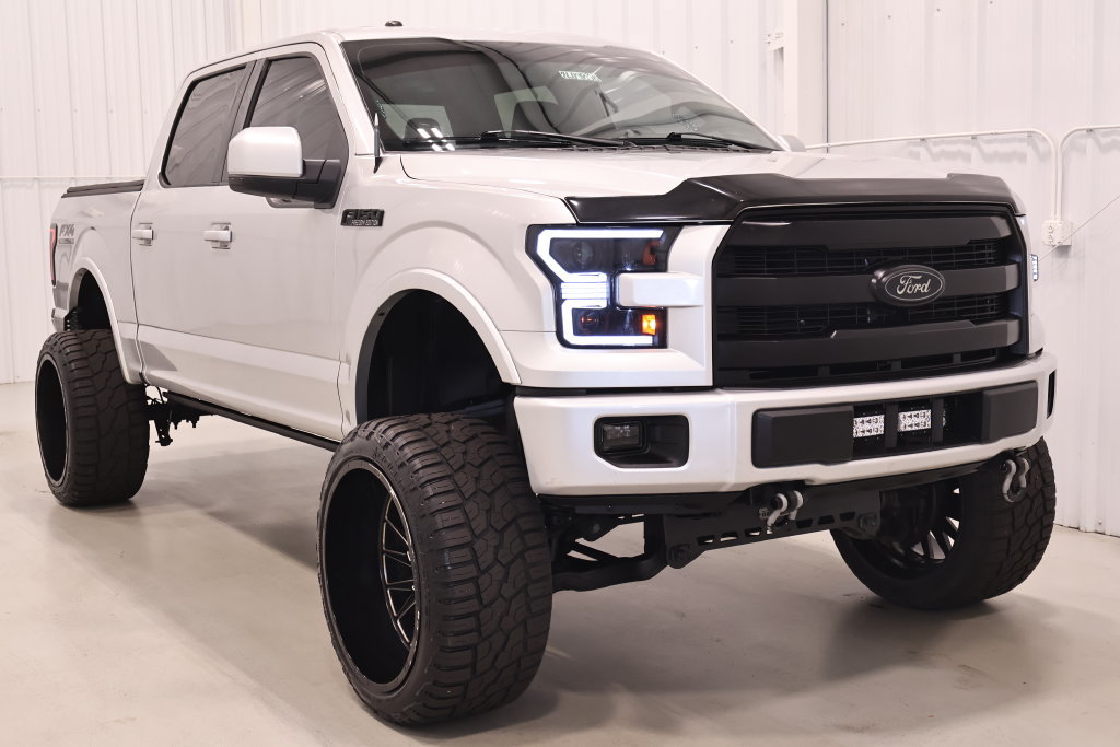 Used 2015 Ford F150 XLT w/ Equipment Group 302A Luxury AWD/4WD image 3