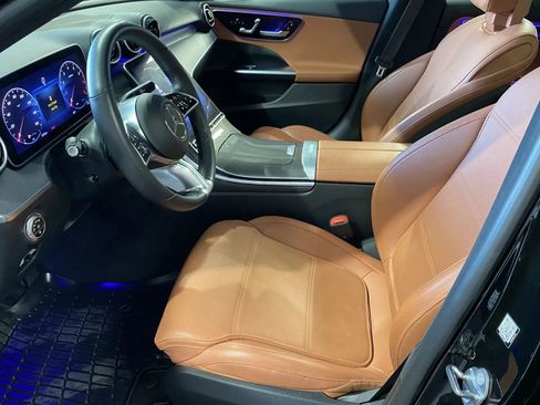 Used 2023 Mercedes-Benz C 300 Sedan image 11