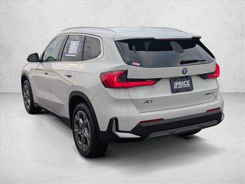Used 2023 BMW X1 xDrive28i image 8