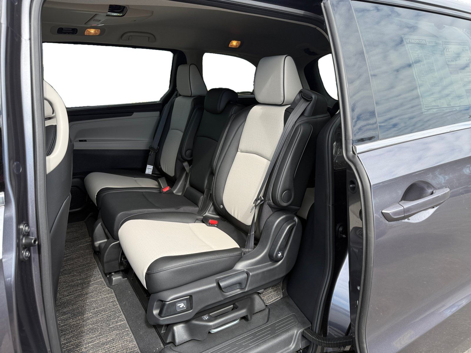 New 2026 Honda Odyssey Elite image 16